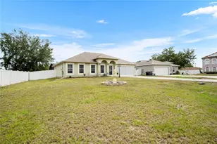 203 Flounder Pl, Poinciana, FL 34759 - Photo 2