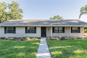 58 Lake Link Cir SE, Winter Haven, FL 33884 - Photo 1