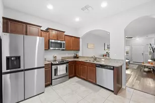 4187 Shadetree Ln, Lakeland, FL 33812 - Photo 10