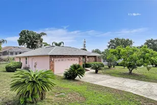 933 Devonshire Way, Lake Wales, FL 33853 - Photo 2