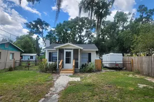 2429 Lakeview St, Lakeland, FL 33801 - Photo 1