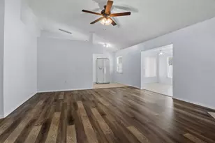 8 St Kitts Cir, Winter Haven, FL 33884 - Photo 6