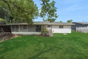 404 Lake Ned Rd, Winter Haven, FL 33884 - Photo 2