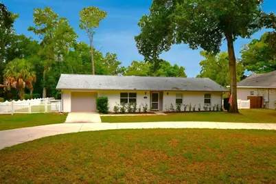 2898 Alameda Del Norte, Eustis, FL 32726 - Photo 2