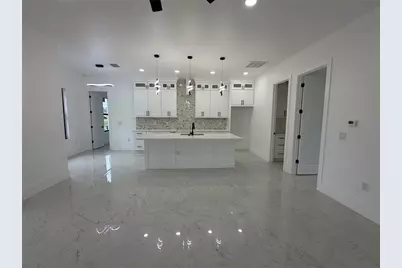 2904 Old State Road 64 W, Avon Park, FL 33825 - Photo 2