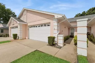 10 Enclave Dr, Winter Haven, FL 33884 - Photo 4