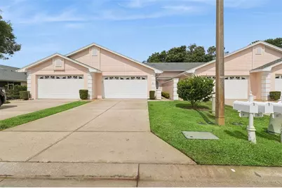 10 Enclave Drive, Winter Haven, FL 33884 - Photo 1