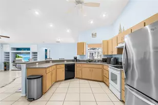 2590 Abbotsford St, North Port, FL 34287 - Photo 12