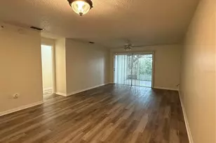 702 Country Ln NE, Winter Haven, FL 33881 - Photo 2