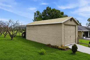 915 N Crooked Lake Dr, Babson Park, FL 33827 - Photo 66