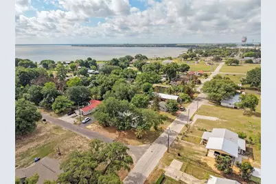120 Chesney Boulevard, Frostproof, FL 33843 - Photo 2