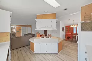 1629 Tally Ho Dr, Lakeland, FL 33810 - Photo 16