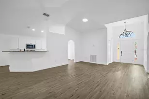 140 Milestone Dr, Haines City, FL 33844 - Photo 8