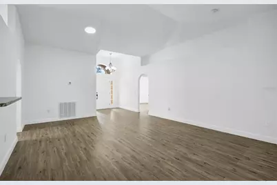 140 Milestone Drive, Haines City, FL 33844 - Photo 8