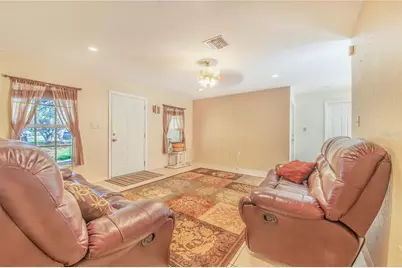33 Pinewood Drive, Haines City, FL 33844 - Photo 8
