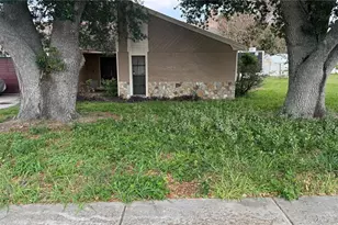 1406 Meadow Dr NE, Winter Haven, FL 33881 - Photo 4