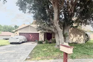 1406 Meadow Dr NE, Winter Haven, FL 33881 - Photo 1