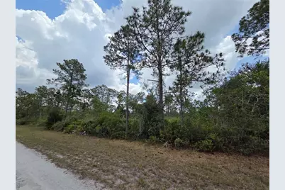 915 Laguna Dr, Indian Lake Estates, FL 33855 - Photo 4