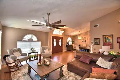 659 Sierra Circle, Davenport, FL 33837 - Photo 2