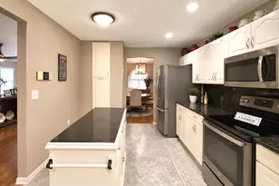 659 Sierra Cir, Davenport, FL 33837 - Photo 16