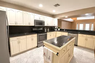 659 Sierra Cir, Davenport, FL 33837 - Photo 14