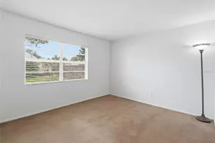 804 Centerwood Ct, Brandon, FL 33511 - Photo 16