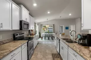 2108 Cartgate Ln, Winter Haven, FL 33884 - Photo 8