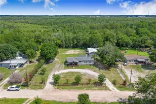 2236 1/2 Ellie Rd, Auburndale, FL 33823 - Photo 2