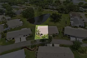 2106 Harringay St, Sun City Center, FL 33573 - Photo 4