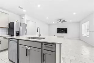 1050 Michelangelo Ln, Winter Haven, FL 33884 - Photo 8
