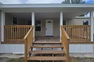 6220 Pinewood Dr, Fort Meade, FL 33841 - Photo 1