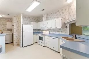 25 Crescent Ridge Rd, Davenport, FL 33837 - Photo 2