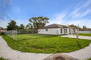304 Pearl St, Haines City, FL 33844 - Photo 6