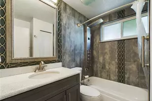 2049 San Marcos Dr SE, Winter Haven, FL 33880 - Photo 12