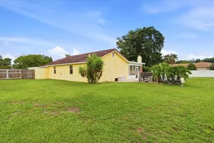 7026 Willow Run Loop, Lakeland, FL 33813 - Photo 8