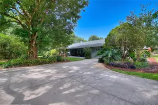 7 Lake Arrowhead Dr, Winter Haven, FL 33880 - Photo 1