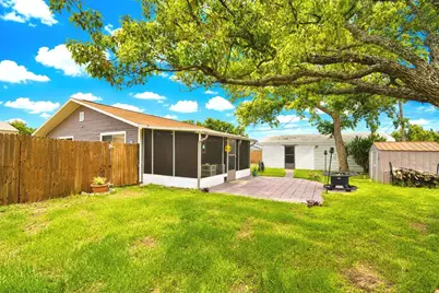 142 Martha Drive, Lake Wales, FL 33898 - Photo 6