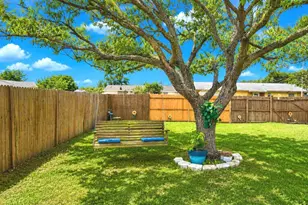 142 Martha Dr, Lake Wales, FL 33898 - Photo 12