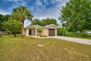 2456 Bates Ave SW, Winter Haven, FL 33881 - Photo 2
