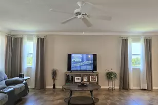 604 Stoneleafe Ln, Haines City, FL 33844 - Photo 8