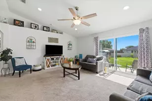 180 Solis Dr, Winter Haven, FL 33880 - Photo 6