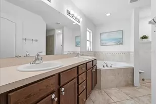 180 Solis Dr, Winter Haven, FL 33880 - Photo 18