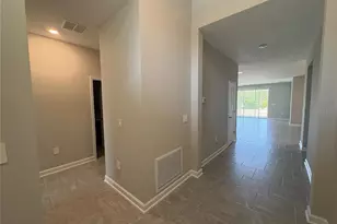 2836 Camden Wy, Davenport, FL 33837 - Photo 2