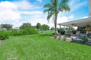 2910 Fairway, Bowling Green, FL 33834 - Photo 6