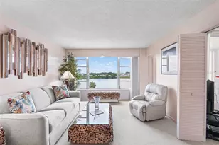 700 Mirror Terrace NW, Winter Haven, FL 33881 - Photo 14