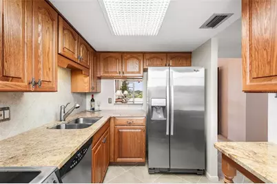 700 Mirror Terrace NW #506, Winter Haven, FL 33881 - Photo 10