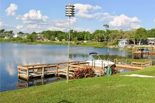 700 Mirror Terrace NW, Winter Haven, FL 33881 - Photo 4