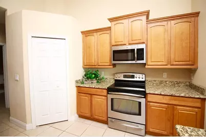 220 Hartridge Hills Dr, Winter Haven, FL 33881 - Photo 22