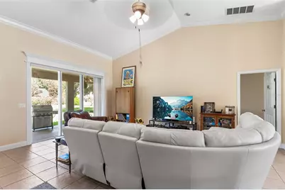 220 Hartridge Hills Dr, Winter Haven, FL 33881 - Photo 8