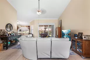 220 Hartridge Hills Dr, Winter Haven, FL 33881 - Photo 10